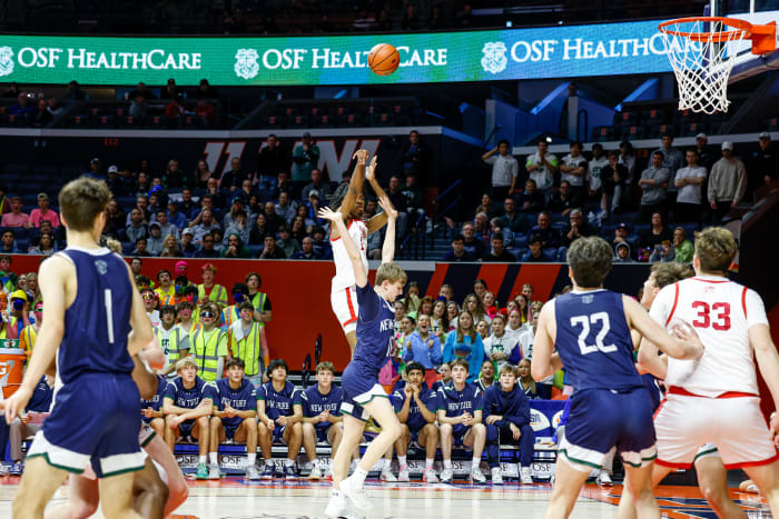 Homewood-Flossmoor New Trier Illinois boys basketball March 8 2024 Nate Latsch 26659